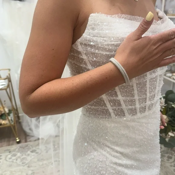 White Strapless Wedding Gown